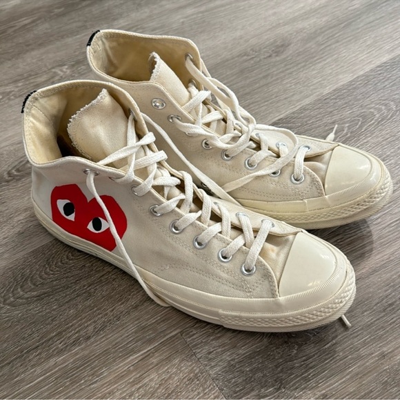 COMME DES GARÇONS PLAY
CHUCK TAYLOR ALL STAR HIGH TOP sz 10 - Picture 1 of 9